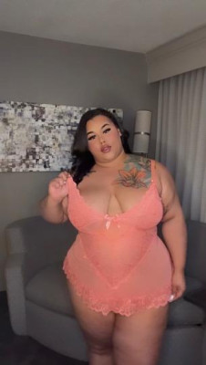 THEREALBRYY FROM TEXAS 🍑💦 CUM ENJOY A SWEET TREAT🍭🍬