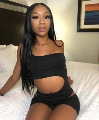 sum off the best wettest 🐱💦 in town 🥰 come let me take you to cloud 9 with me 😛