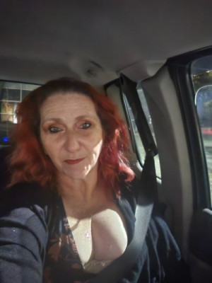 Fiery redhead MOVE IN SPECIAL