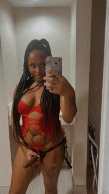 SEXY EBONY DOMINATRIX 🖤i Will Bite, But Only if you BEG !!!