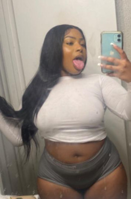 Sexy Face , Tiny Waist & a Fat black ass
