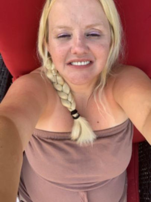I SEE WOMEN, MEN, COUPLES . FETISH FRIENDLY DOUBLE GIRL SPECIAL