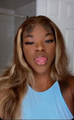 your fav pornstar is back😍💕