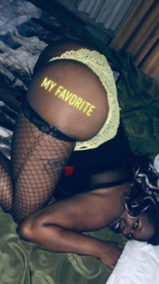 📢📢👄it's sloppy,🍑 sticky🍆 nasty,👅 time cum let Queen Carmel make u melt💦👅 all over,, every where baby 💦