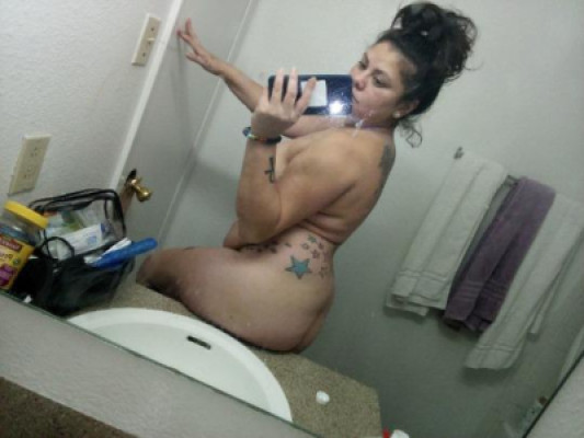 GET YOUR NUT FROM A SEXY THICK LATINA STRIPPER LOOKIN FOR FUN !! NEW TO N AUSTIN CARDATE SPECIAL 100$!