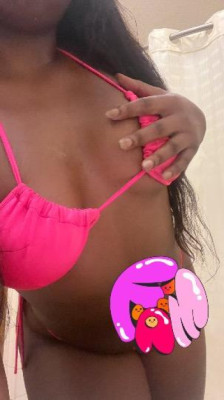 Hey handsome come have some wet & wild fun with Slim Thick Ms.Kandy her self 😽💦OUTCALLS ONLY