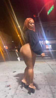 Fat Ass 🍑 Big Titts 🌹 Pretty Face 🥰 Tight Grip 💋 Super Soaker 🌊 Perfect Combition To Leave You Satisfied😘 QV Specials 💋