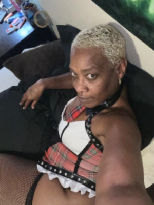 GROWN AND SEXXY