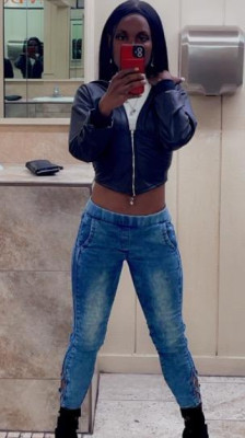 Let me be your fantasy😘