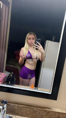 Blondes are more fun!💦💋