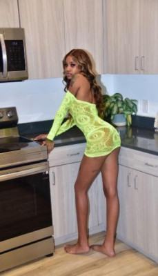 NEW IN TOWN 💕💕 TROPHY THROAT💦💦