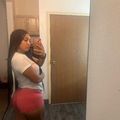 Come fuck with a freak