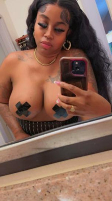 💦☺((LAST NIGHT HERE))((LETS HAVE SOME NASTY FUN)) READY TO CUM ALL OVER YOUR BIG 🍆 🥰 💦lets have some water wet, 💦smacking,slippery fun)) 🤩