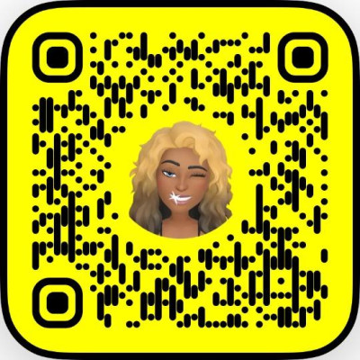 probably SELLING CONTENT TONIGHT 😱❤ ON SNAP ADD ME 👻 AMILIAHSSNAP 👻