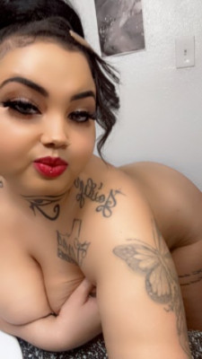 Curvy bombshell available!