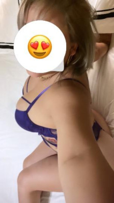 Sexy blonde girl ready to give you a good time