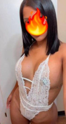 🔥🍑I’m sexy Latina girl I’m new in town and available now come to me now 🥰💦 24/7