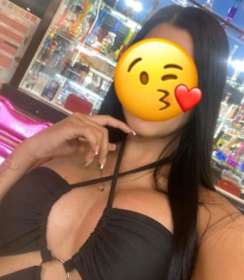 Hey papi, Today I am available to fulfill your wishes😊💦