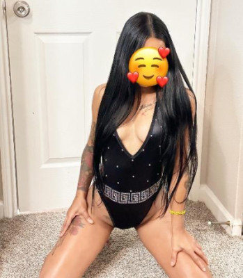 Sexy Latina Visiting Town