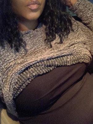 RELAX & UNWIND BIG BOOTY MILF READY TO FU€K