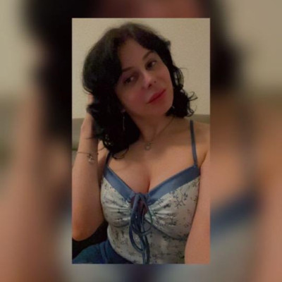sexy curvy TS ready to play